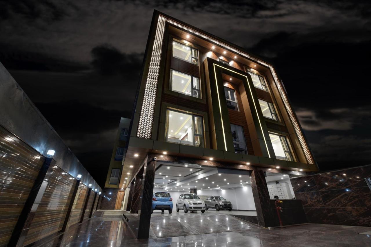 Golden Tree Hotel Noida Exterior foto