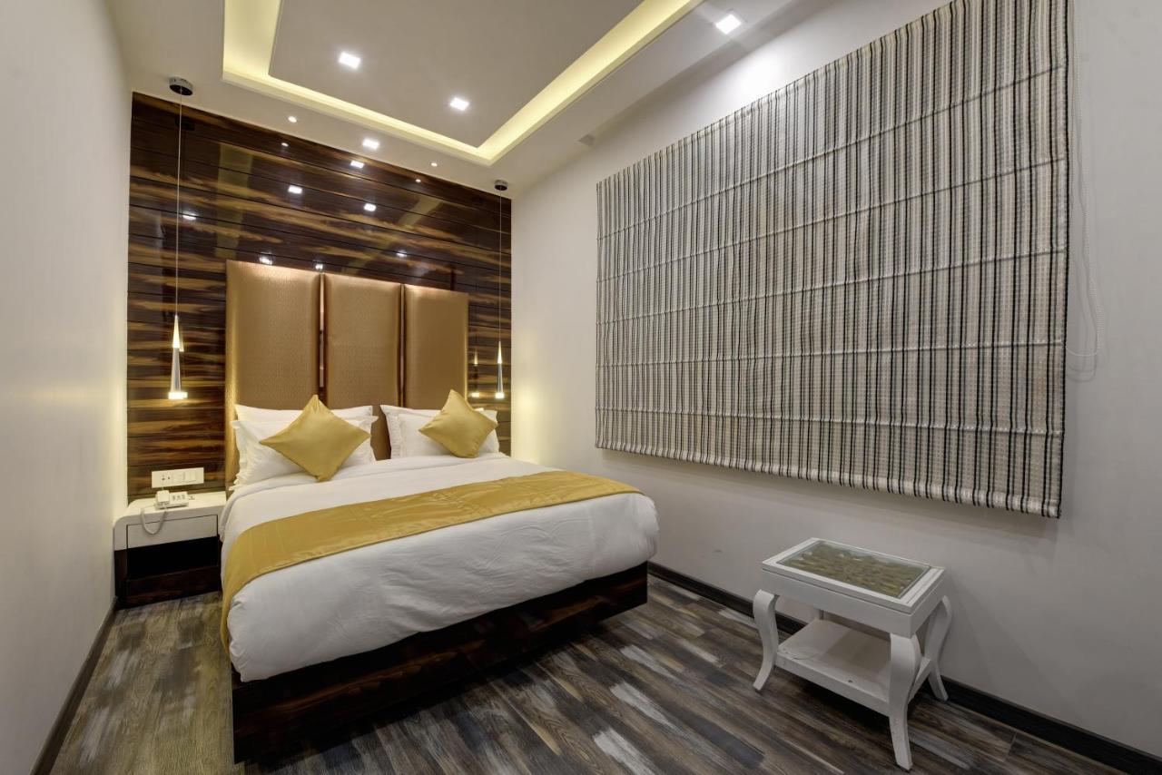 Golden Tree Hotel Noida Exterior foto
