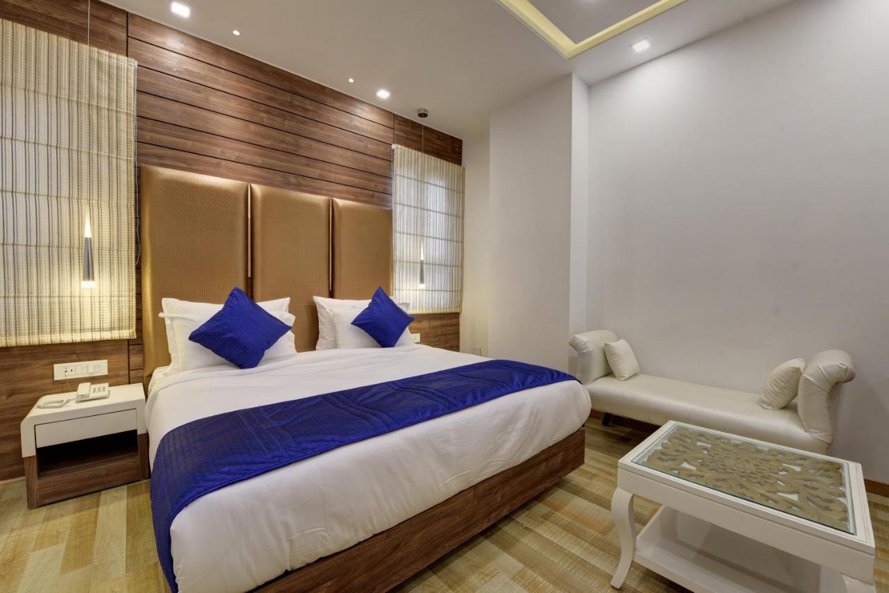Golden Tree Hotel Noida Exterior foto