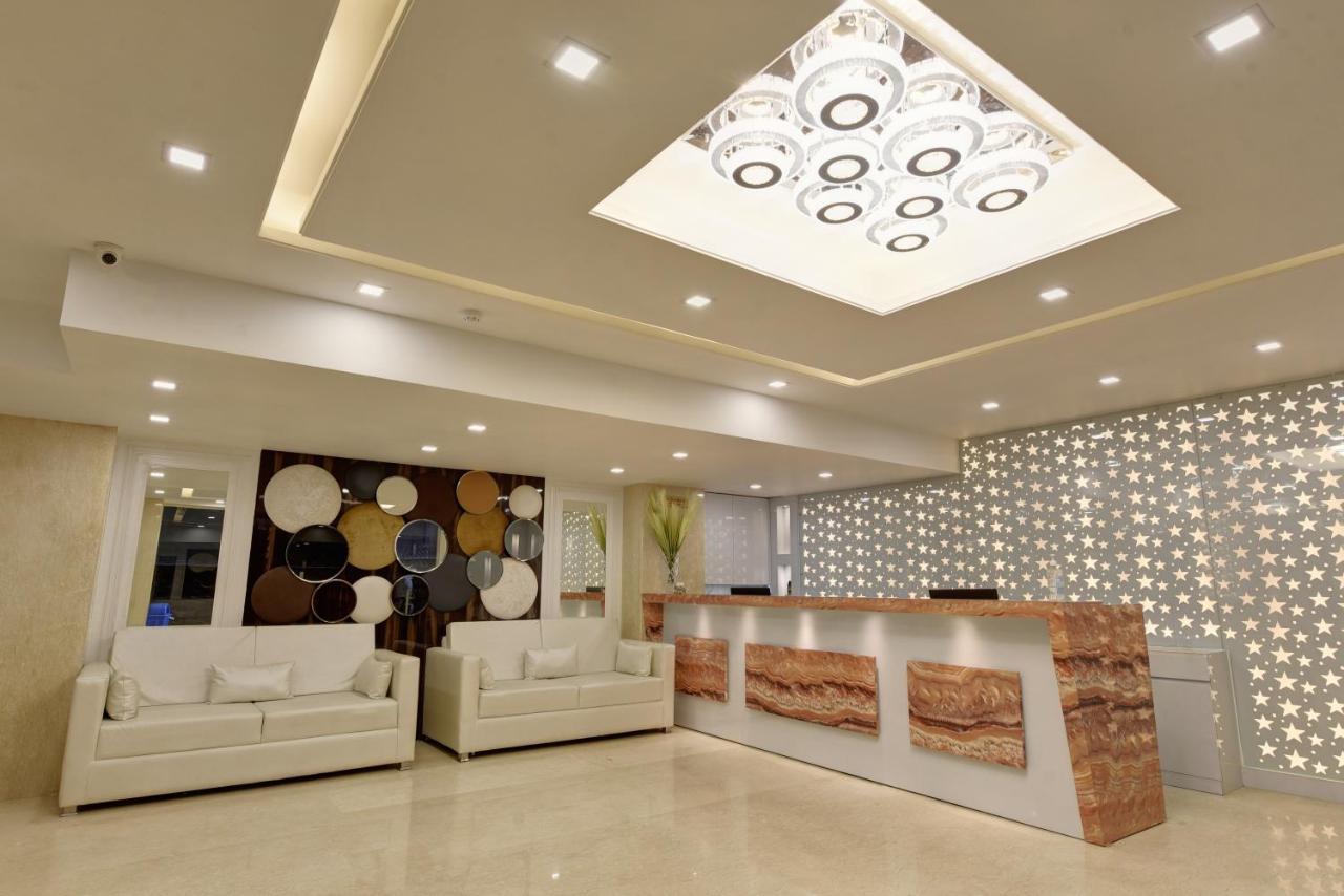 Golden Tree Hotel Noida Exterior foto