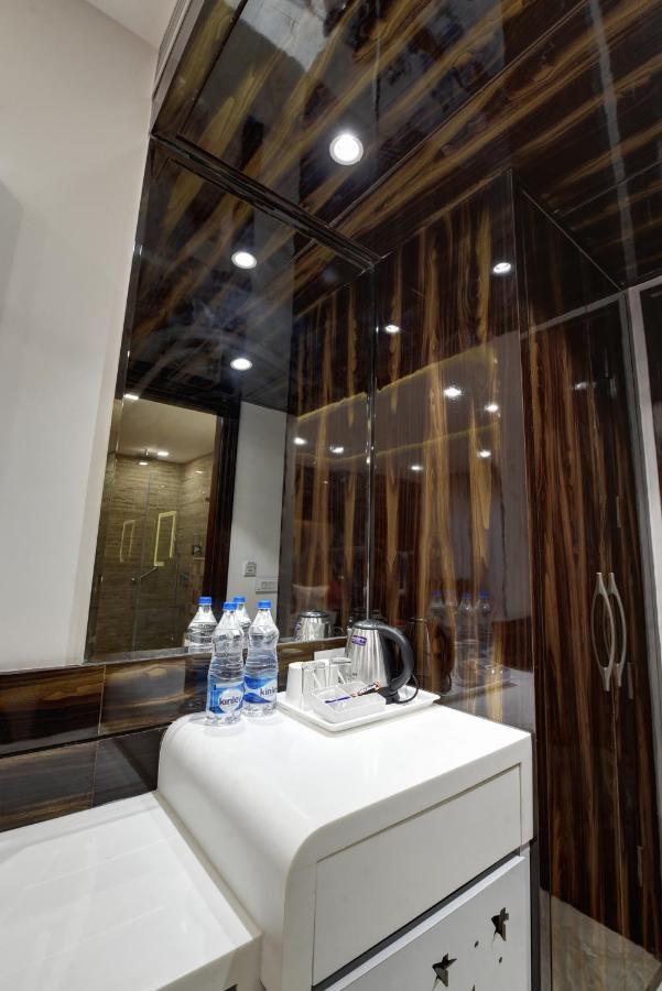 Golden Tree Hotel Noida Exterior foto
